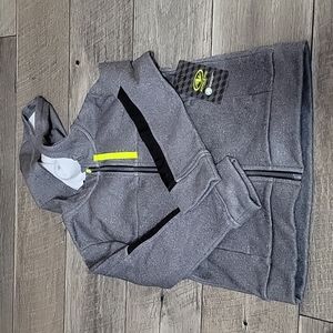 NwT boys athletic zip up 5t